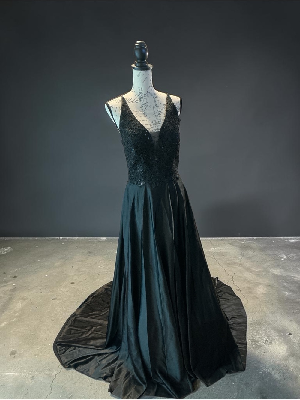 Milly Black Beaded Deep V-Neck Gown Size 12 New w/tags